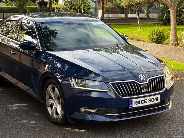 Skoda Superb Hatchback, Diesel, 2016, Blue