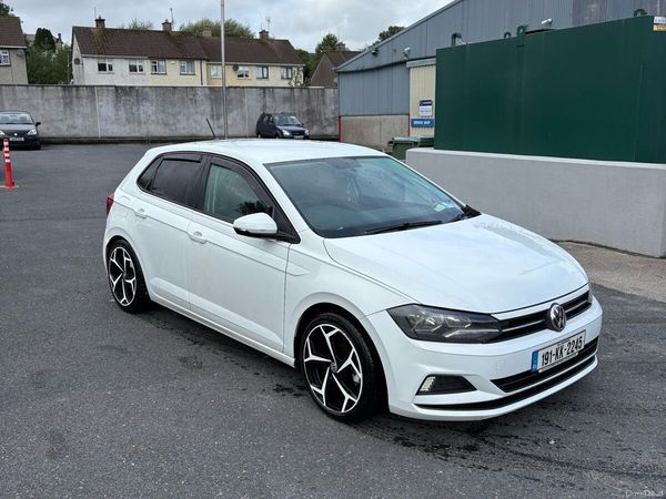 Volkswagen Polo Hatchback, Petrol, 2019, White
