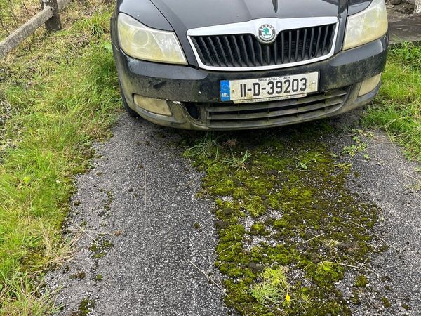 Skoda Octavia Saloon, Diesel, 2011, Black