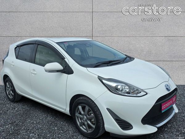 Toyota Aqua Hatchback, Petrol, 2021, White