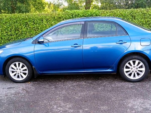 Toyota Corolla Saloon, Diesel, 2011, Blue
