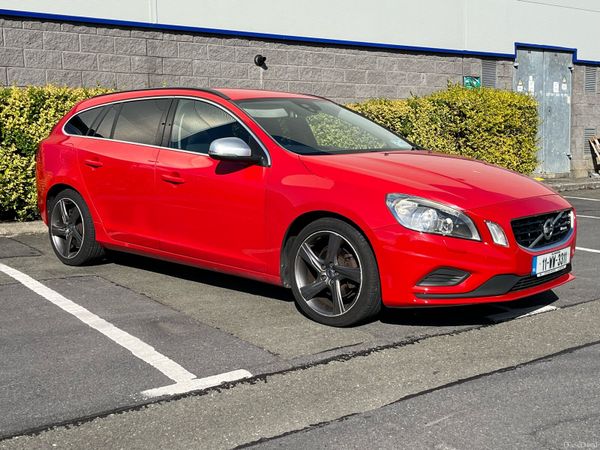 Volvo V60 Estate, Diesel, 2011, Red