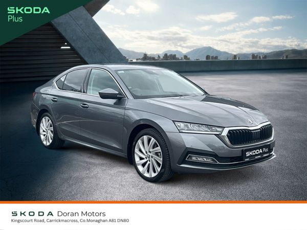 Skoda Octavia Hatchback, Diesel, 2024, Grey