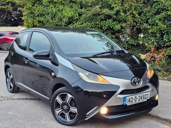 Toyota Aygo Hatchback, Petrol, 2014, Black