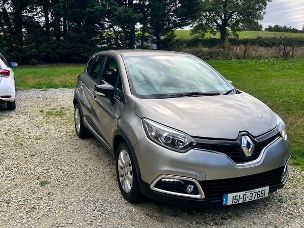 Renault Captur Hatchback, Diesel, 2015, Gold