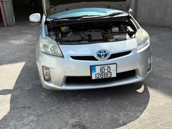 Toyota Prius Hatchback, Petrol Hybrid, 2010, Silver