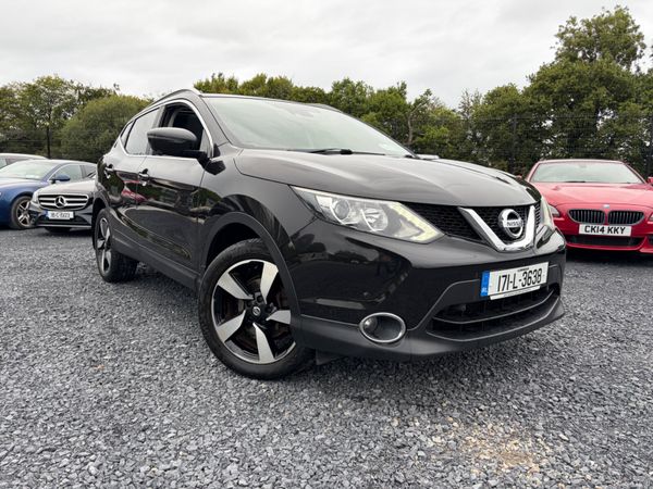 Nissan Qashqai SUV, Petrol, 2017, Black