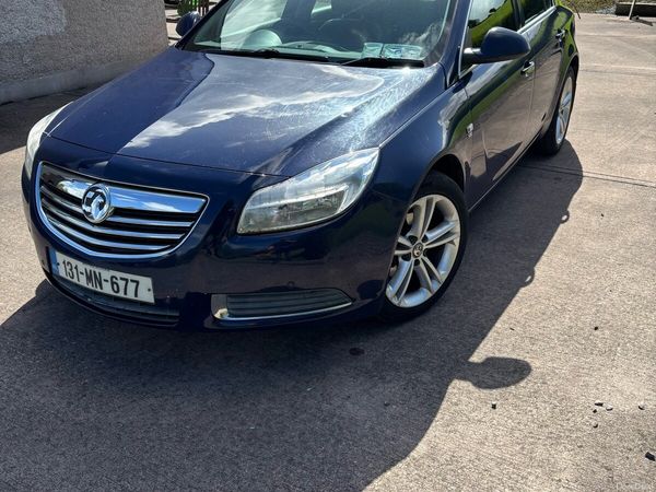 Vauxhall Insignia Hatchback, Diesel, 2013, Blue