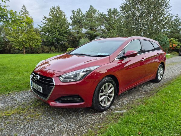 Hyundai i40 Estate, Diesel, 2016, Red
