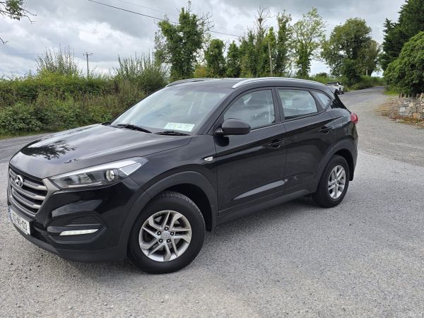 Hyundai Tucson SUV, Diesel, 2016, Black