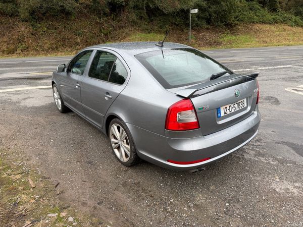 Skoda Octavia Hatchback, Diesel, 2012, Grey