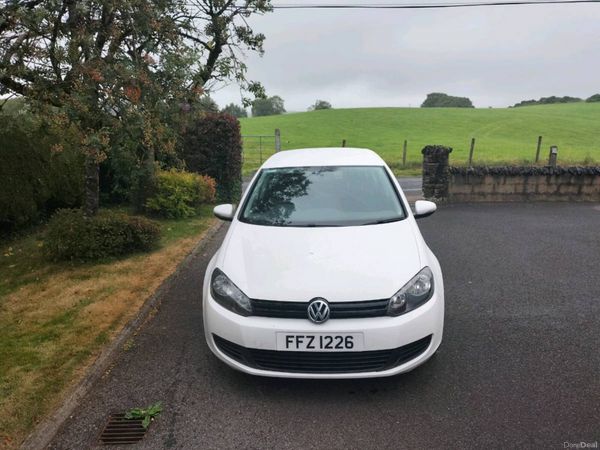 Volkswagen Golf Hatchback, Petrol, 2011, White