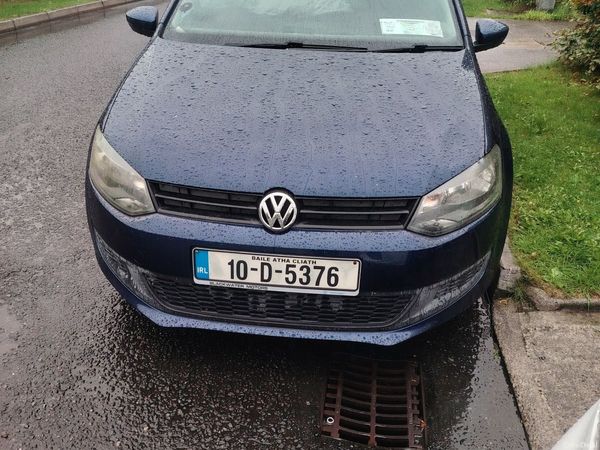 Volkswagen Polo Hatchback, Petrol, 2010, Blue