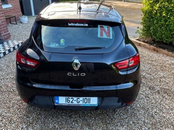 Renault Clio Hatchback, Petrol, 2016, Black