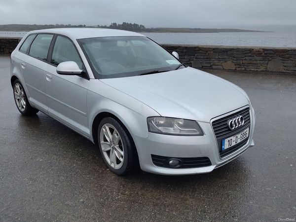 Audi A3 Hatchback, Diesel, 2010, Silver