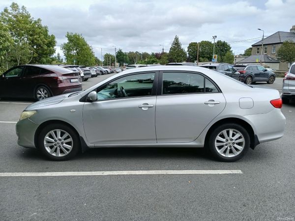 Toyota Corolla Saloon, Petrol, 2008, Silver