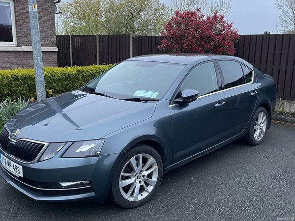 Skoda Octavia Saloon, Diesel, 2017, Grey