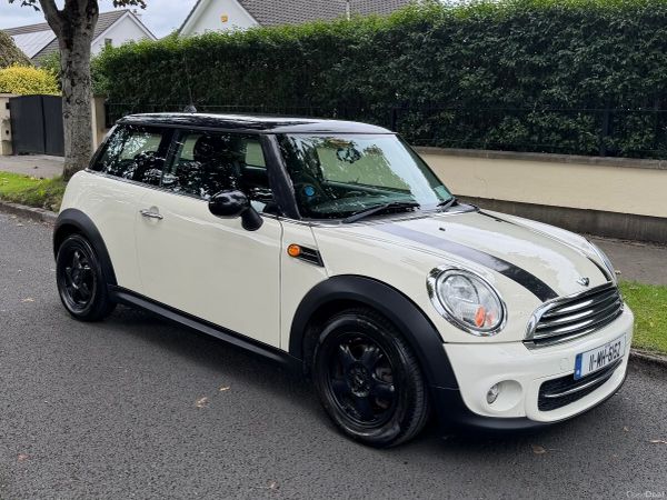 Mini Cooper Hatchback, Diesel, 2011, White