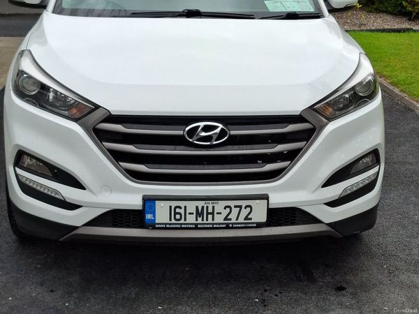Hyundai Tucson SUV, Diesel, 2016, White