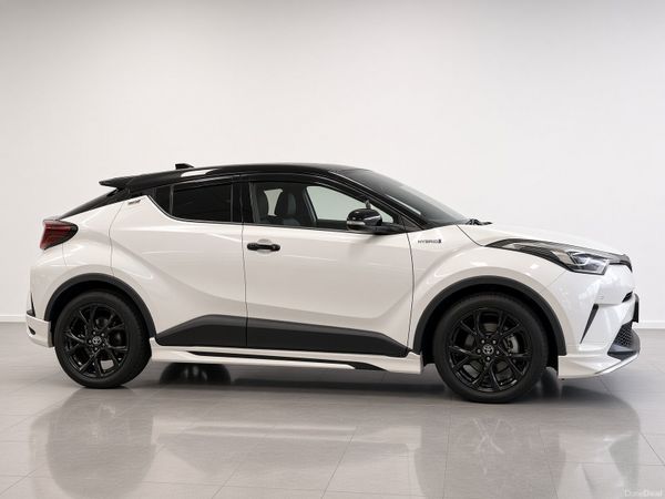 Toyota C-HR SUV, Petrol Hybrid, 2020, White