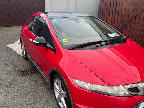 Honda Civic Hatchback, Petrol, 2011, Red