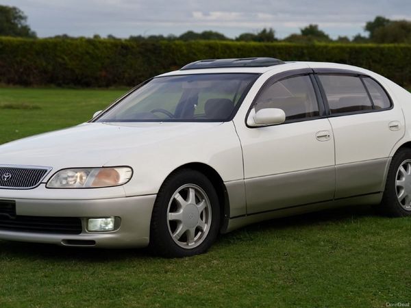 Toyota Aristo Saloon, Petrol, 1995, White