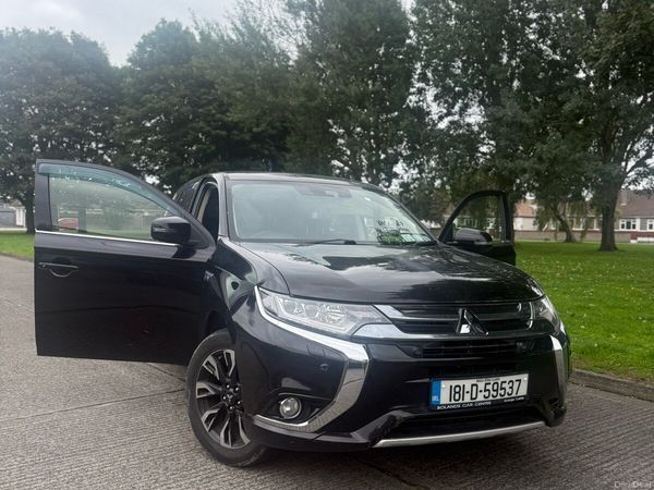 Mitsubishi Outlander SUV, Petrol Plug-in Hybrid, 2018, Black