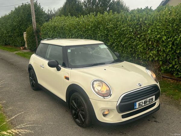 Mini One Hatchback, Diesel, 2016, White