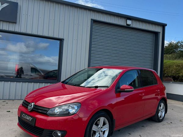 Volkswagen Golf Hatchback, Diesel, 2012, Red