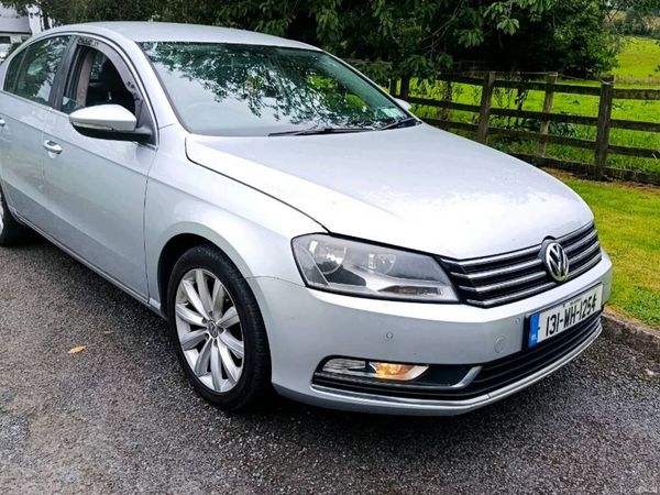 Volkswagen Passat Saloon, Diesel, 2013, Silver