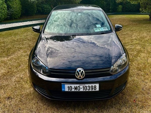 Volkswagen Golf Hatchback, Petrol, 2010, Black