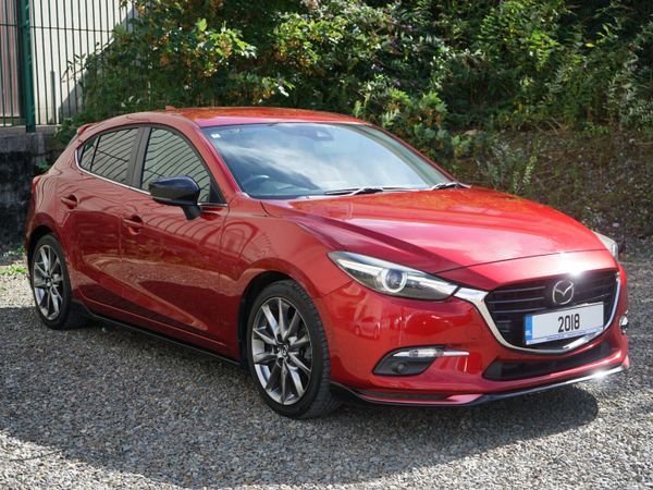 Mazda Axela Hatchback, Petrol, 2018, Red