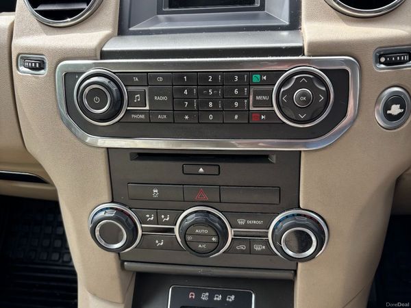 Land Rover Discovery SUV, Diesel, 2014, Black