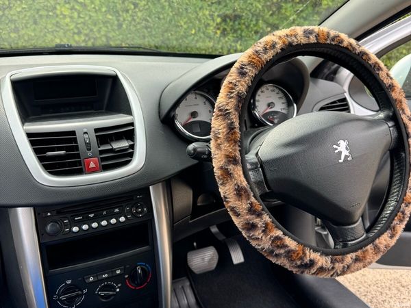 Peugeot 207 Hatchback, Petrol, 2008, Grey