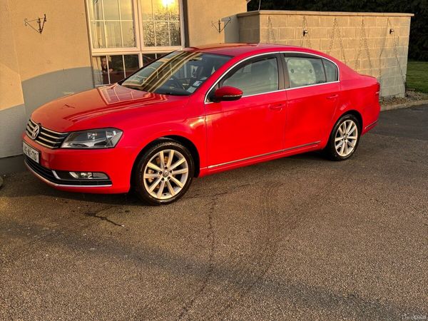 Volkswagen Passat Saloon, Diesel, 2014, Red