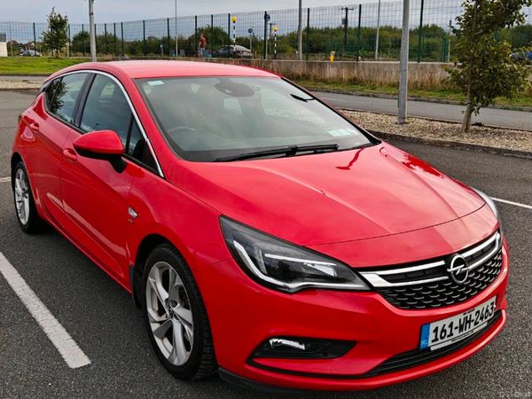 Opel Astra Hatchback, Diesel, 2016, Red