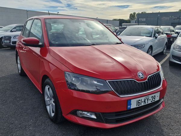 Skoda Fabia Hatchback, Petrol, 2016, Red