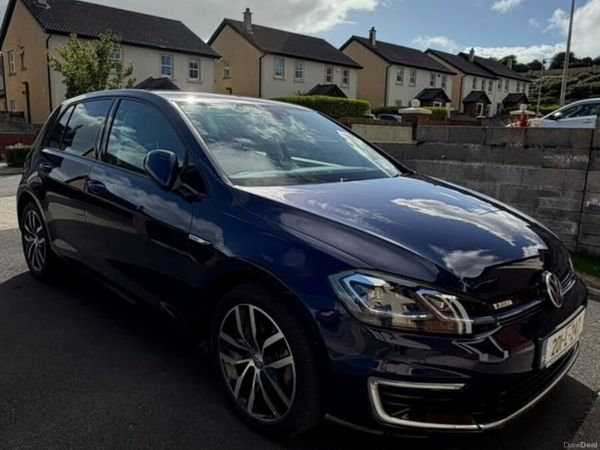Volkswagen Golf Estate, Electric, 2020, Blue