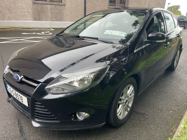 Ford Focus Hatchback, Petrol, 2012, Black