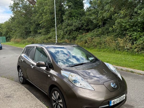 Nissan Leaf Hatchback, Electric, 2016, Bronze
