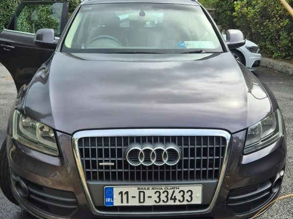 Audi Q5 SUV, Diesel, 2011, Grey