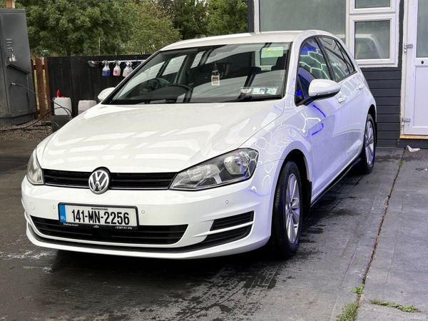 Volkswagen Golf Hatchback, Petrol, 2014, White