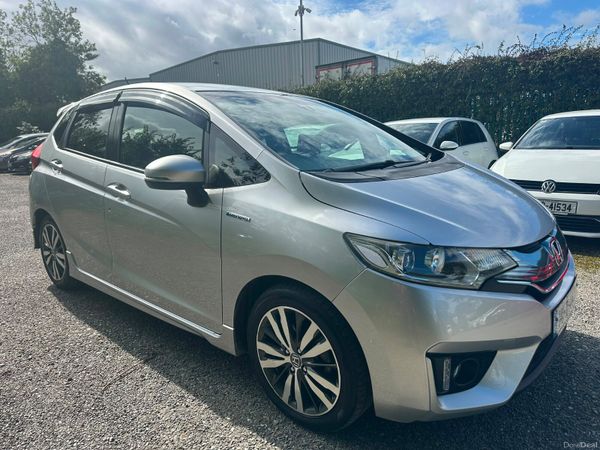 Honda Fit Hatchback, Petrol Hybrid, 2014, Silver
