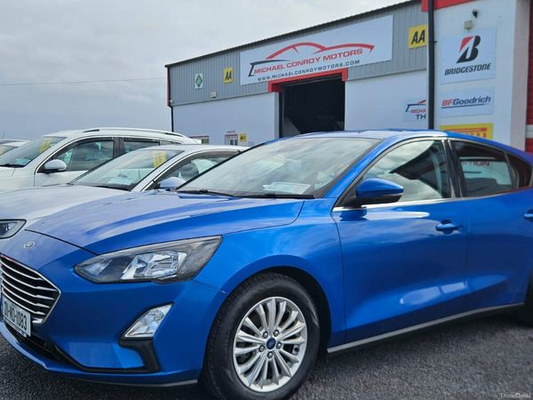 Ford Focus Hatchback, Petrol, 2021, Blue