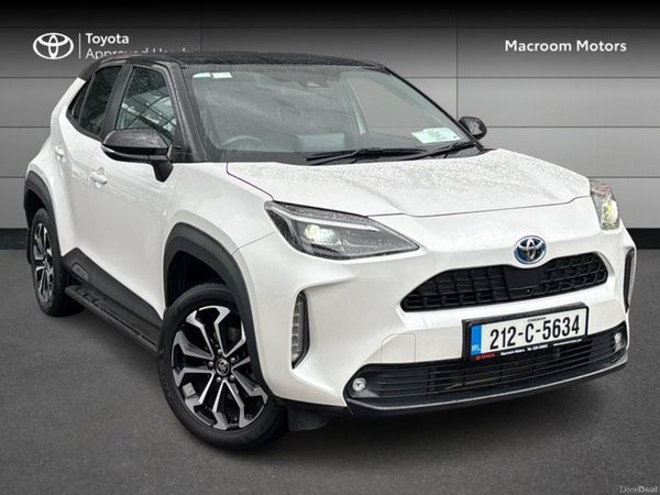 Toyota Yaris Cross Hatchback, Petrol Hybrid, 2021, White
