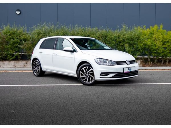 Volkswagen Golf Hatchback, Petrol, 2019, White
