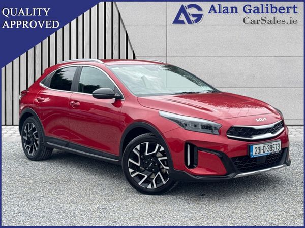 Kia XCeed Hatchback, Petrol Plug-in Hybrid, 2023, Red