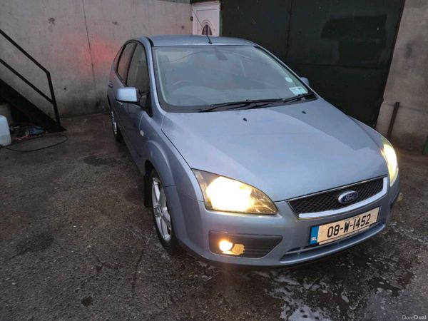 Ford Focus Hatchback, Petrol, 2008, Blue
