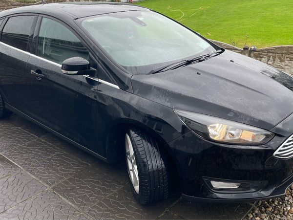 Ford Focus Hatchback, Diesel, 2016, Black