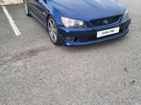 Lexus IS Saloon, Petrol, 2004, Blue